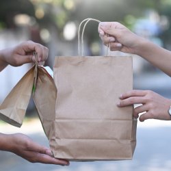 Delivery and takeaway sales grow by 3.7% in October